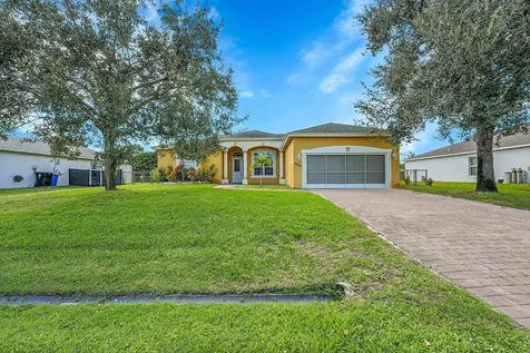 2080 Sw Monterrey Lane Port Saint Lucie FL 34953
