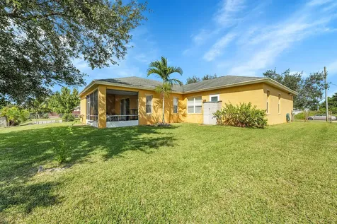 2080 Sw Monterrey Lane Port Saint Lucie FL 34953