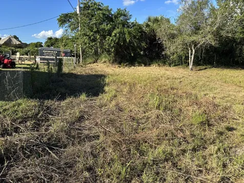 2897 NW 32nd Avenue Okeechobee FL 34972