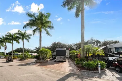 185 NW Hazard Way Saint Lucie West FL 34986