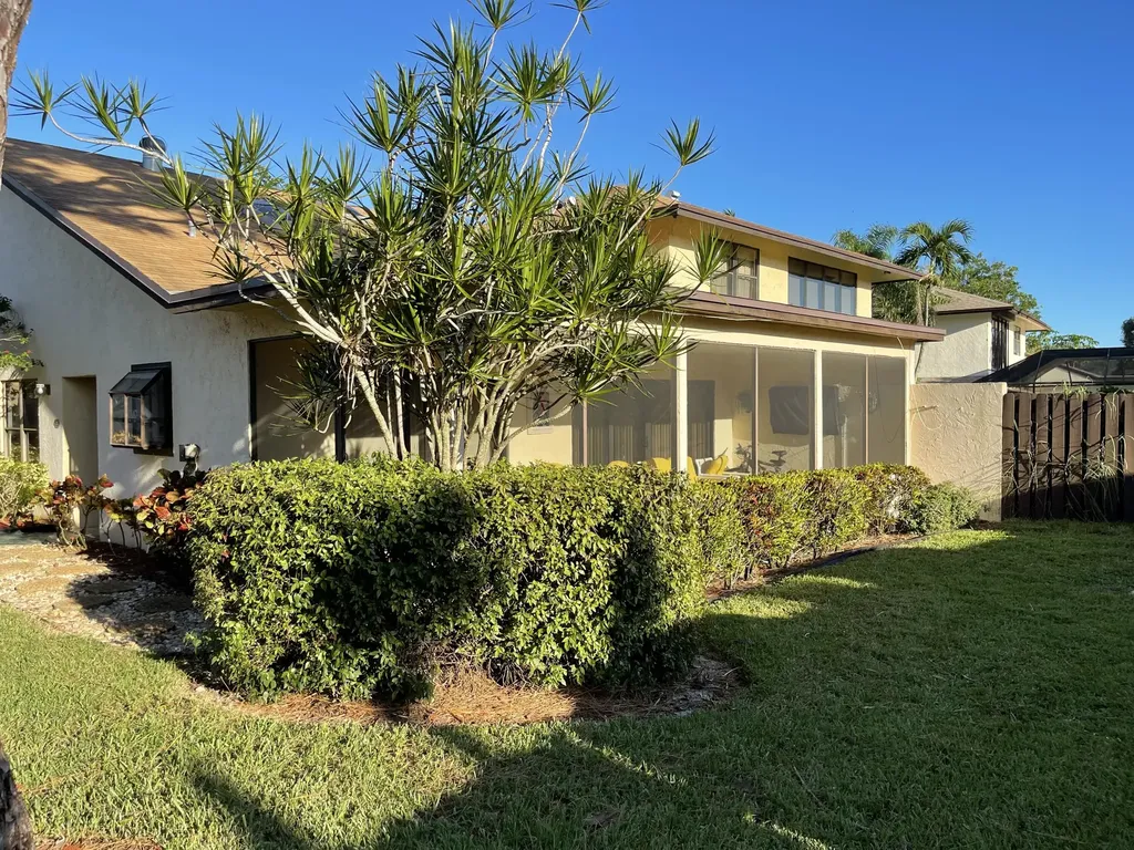 354 SW 28th Avenue Delray Beach FL 33445