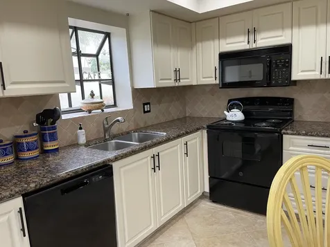 354 SW 28th Avenue Delray Beach FL 33445