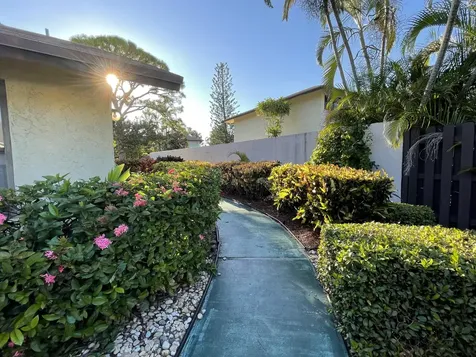 354 SW 28th Avenue Delray Beach FL 33445
