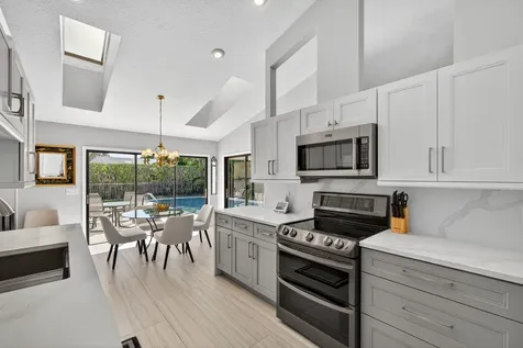 13 Saint Giles Road Palm Beach Gardens FL 33418