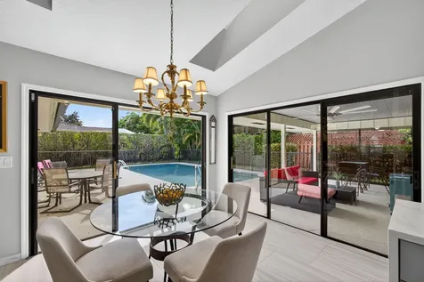 13 Saint Giles Road Palm Beach Gardens FL 33418