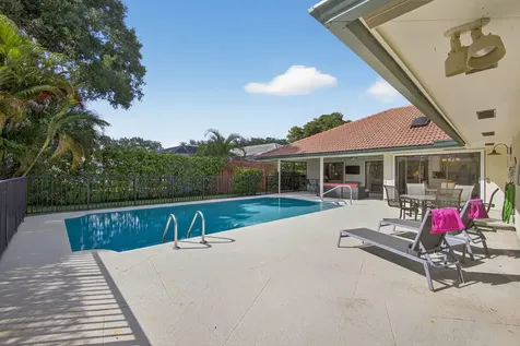 13 Saint Giles Road Palm Beach Gardens FL 33418