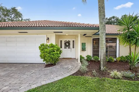 13 Saint Giles Road Palm Beach Gardens FL 33418