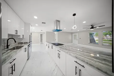 388 Se Tranquilla Avenue Port Saint Lucie FL 34983