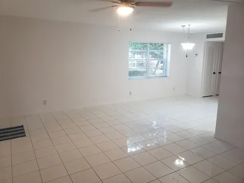688 Burgundy O Delray Beach FL 33484