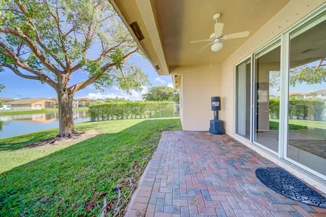 155 Bella Vista Way Royal Palm Beach FL 33411