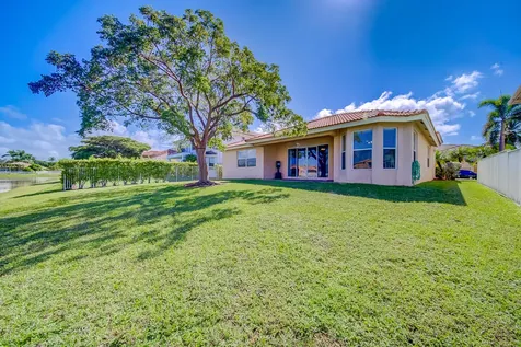 155 Bella Vista Way Royal Palm Beach FL 33411