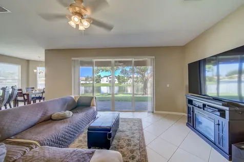 155 Bella Vista Way Royal Palm Beach FL 33411