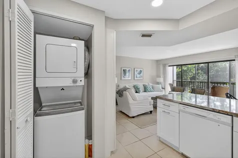 1605 S Us Highway 1 Jupiter FL 33477