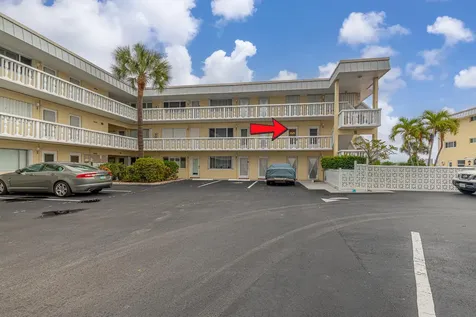 101 Doolen Court North Palm Beach FL 33408