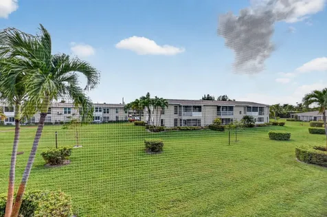 312 Ne 17th Avenue Boynton Beach FL 33435