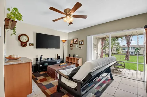 312 Ne 17th Avenue Boynton Beach FL 33435