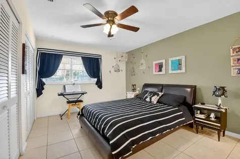 312 Ne 17th Avenue Boynton Beach FL 33435