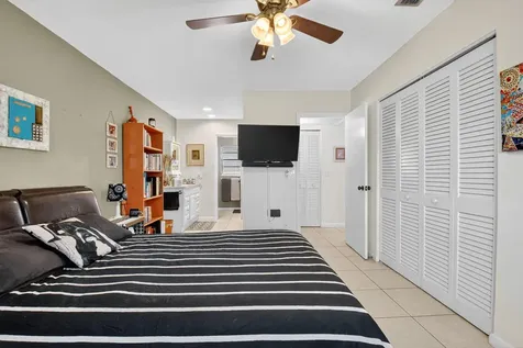 312 Ne 17th Avenue Boynton Beach FL 33435