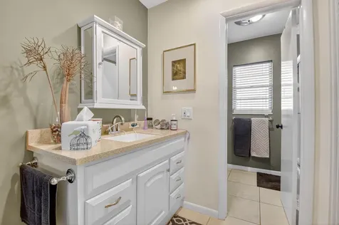 312 Ne 17th Avenue Boynton Beach FL 33435