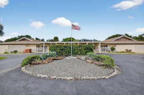 312 Ne 17th Avenue Boynton Beach FL 33435