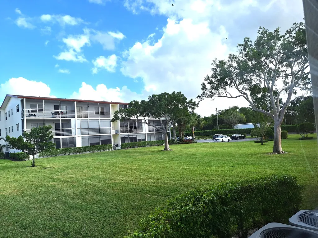53 Brighton B Boca Raton FL 33434