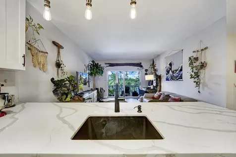 290 W Palmetto Park Road Boca Raton FL 33432