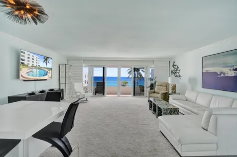2701 S Ocean Boulevard Highland Beach FL 33487