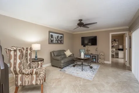 130 1st Terrace Palm Beach Gardens FL 33418