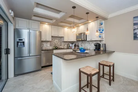 130 1st Terrace Palm Beach Gardens FL 33418
