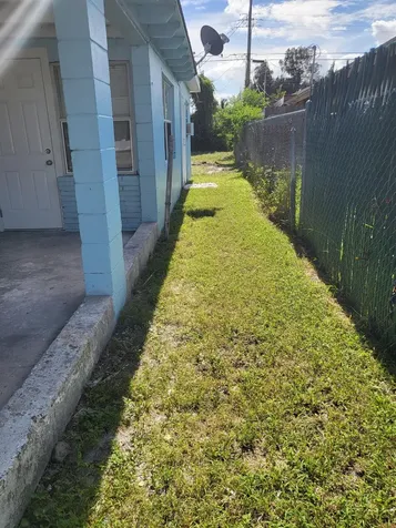 1119 W 32nd Street Riviera Beach FL 33404