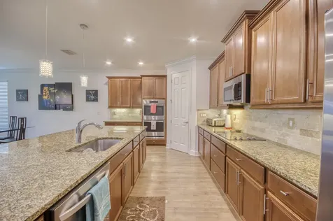 10095 Sw Indian Lilac Trail Port Saint Lucie FL 34987