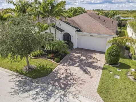 10095 Sw Indian Lilac Trail Port Saint Lucie FL 34987