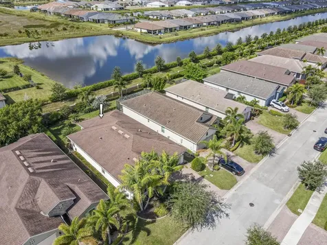 10095 Sw Indian Lilac Trail Port Saint Lucie FL 34987