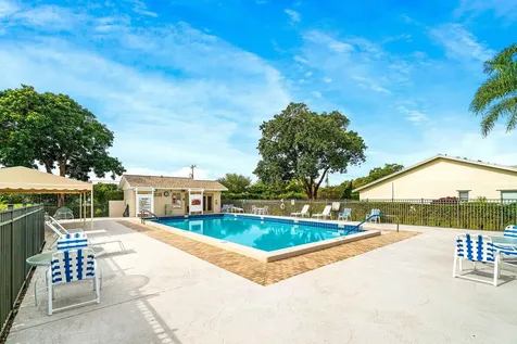 6989 Quince Lane Lake Worth FL 33467