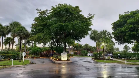 6989 Quince Lane Lake Worth FL 33467
