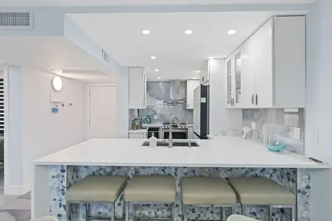 12 Royal Palm Way Boca Raton FL 33432