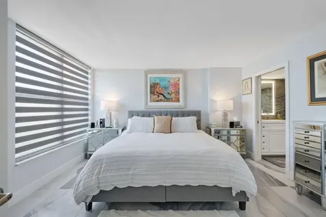 12 Royal Palm Way Boca Raton FL 33432