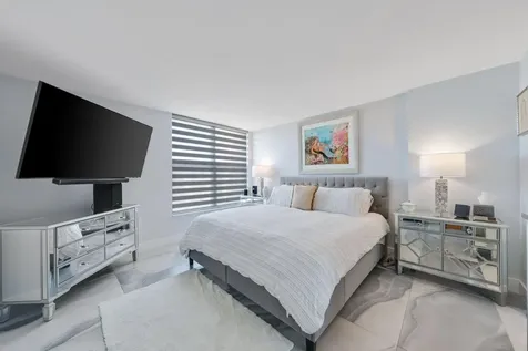 12 Royal Palm Way Boca Raton FL 33432