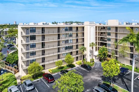 12 Royal Palm Way Boca Raton FL 33432