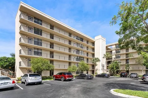 12 Royal Palm Way Boca Raton FL 33432