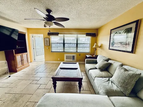 159 Sussex H West Palm Beach FL 33417