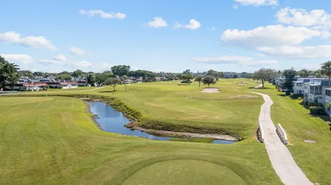 106 Tuscany B Delray Beach FL 33446
