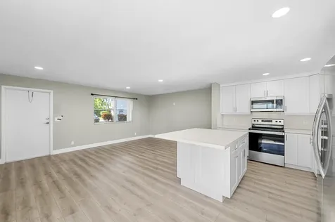 106 Tuscany B Delray Beach FL 33446