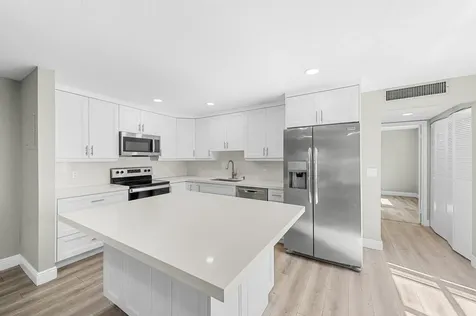 106 Tuscany B Delray Beach FL 33446