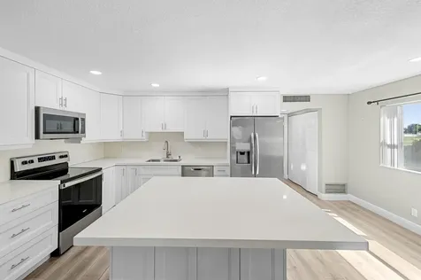 106 Tuscany B Delray Beach FL 33446