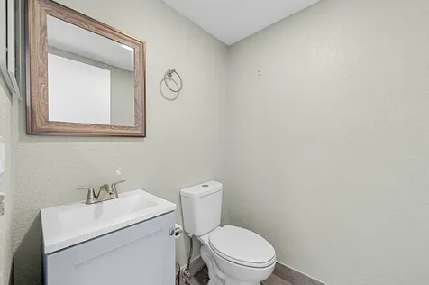 106 Tuscany B Delray Beach FL 33446