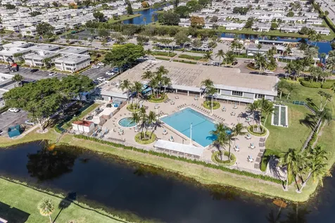 106 Tuscany B Delray Beach FL 33446
