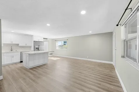 106 Tuscany B Delray Beach FL 33446