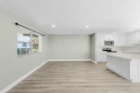 106 Tuscany B Delray Beach FL 33446