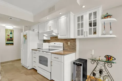 799 Jeffery Street Boca Raton FL 33487